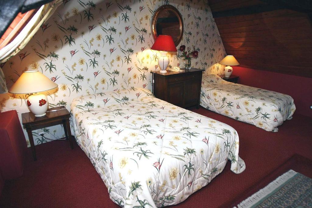 ואלנסיין Auberge Du Bon Fermier מראה חיצוני תמונה